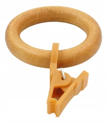 Dřevěné kroužky na záclonové tyče
