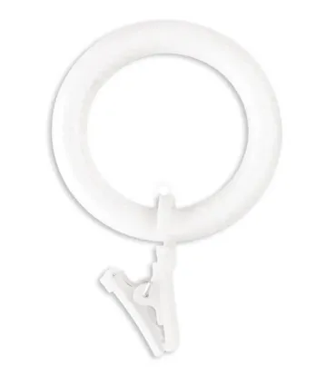 Dřevěné kroužky na záclonové tyče